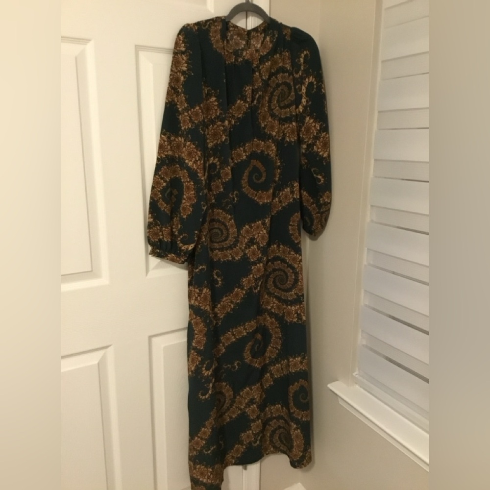 Women’s hunter green and brown printed maxi dresss